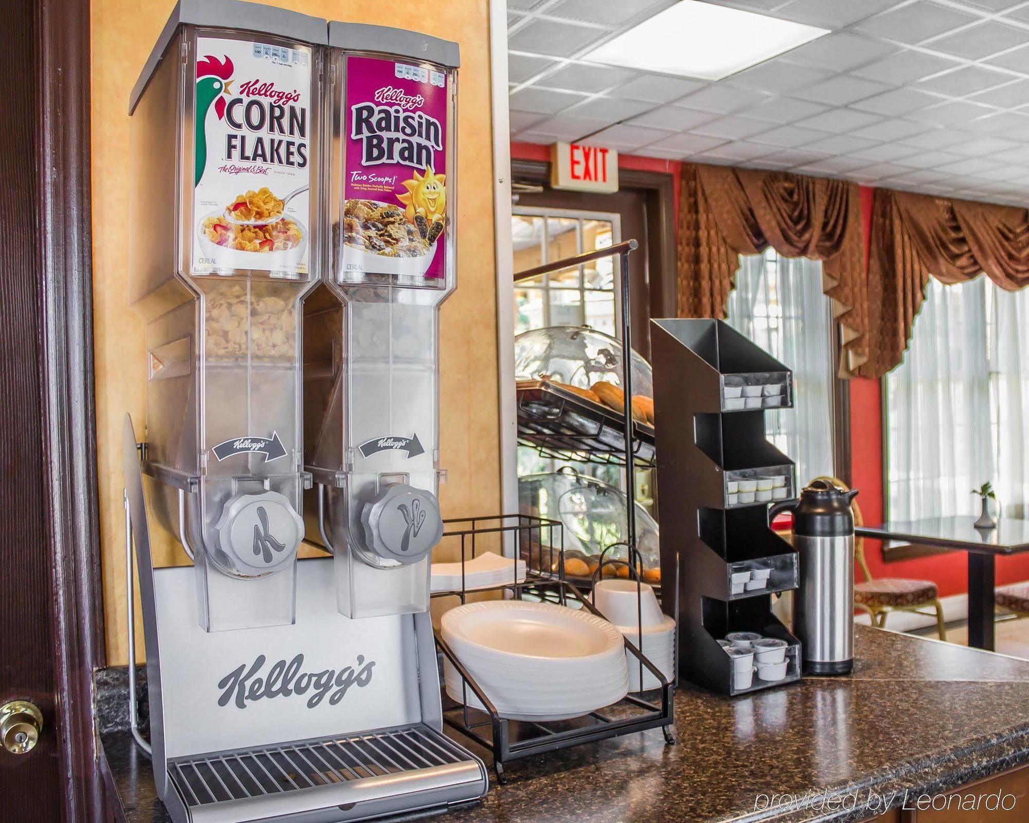 Rodeway Inn Huntington Station - Melville Dış mekan fotoğraf